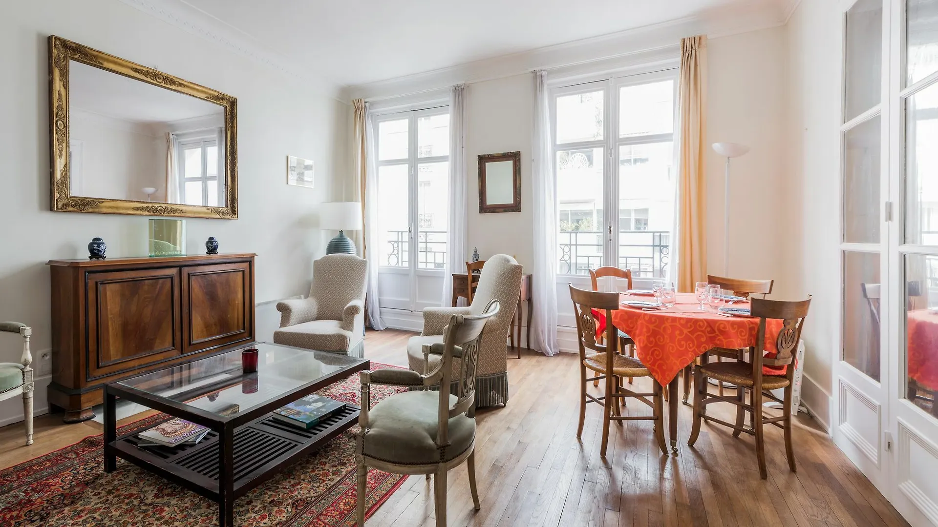 Apartment Sochic Haussmann Paris